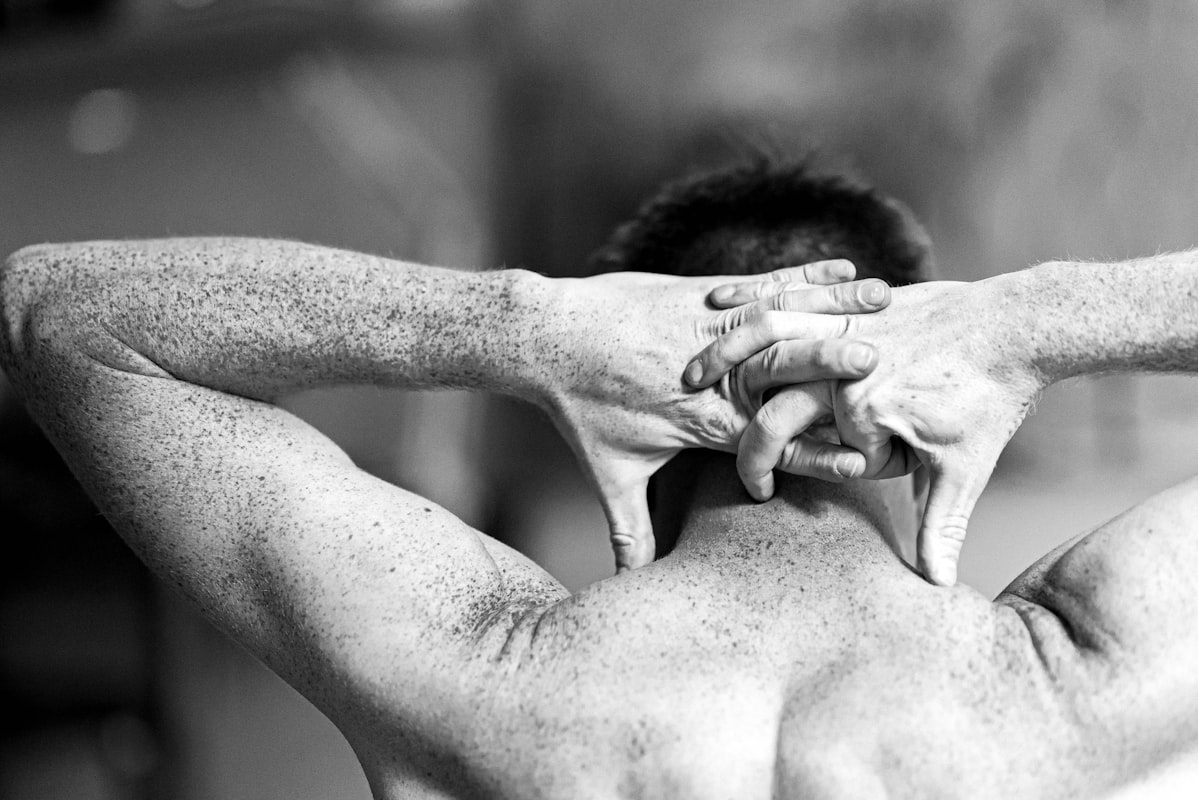 Rehabilitologist explaining joint care